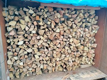 Legna da camino secca