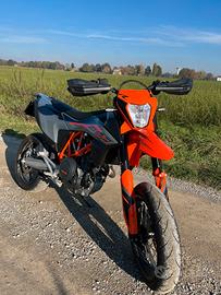 Ktm 690 smcr 2022 - depotenziata a2