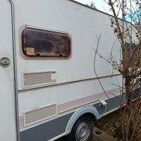 sun caravan 490F10 6 posti 2002
