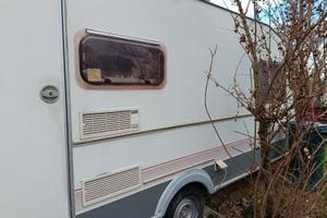 sun caravan 490F10 6 posti 2002