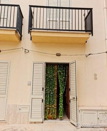 Selinunte casa ind 4 vani in centro