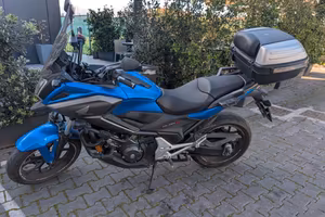 HONDA NC750X DCT travel