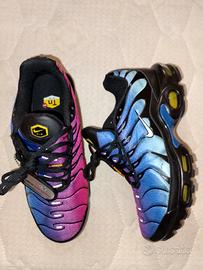 Scarpe TN Nike rosa e blu 