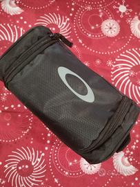 Oakley Airbrake MTB con lente Prizm Trail Torch.