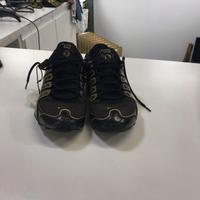 scarpe nike mod shox nero oro  originali n39