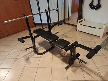 Panca multifunzione con bilanciere e set manubri 