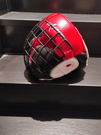 Casco da boxe con griglia 