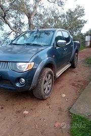 Mitsubishi l200 - 2006