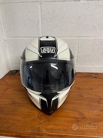 Casco AGV