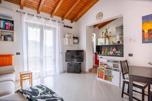 Appartamento di 72 m² con 3 locali e posto auto a 