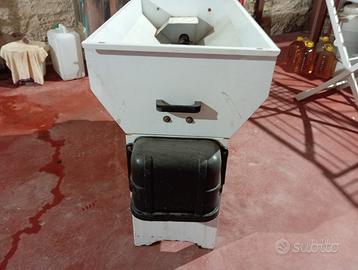 Diraspatrice UVA Grifo