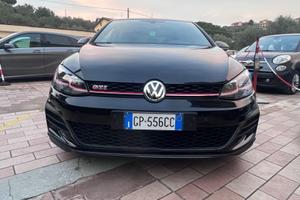 Volkswagen Golf GTI Performance 2.0 245 CV TSI 5p.