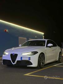 Alfa Romeo GIULIA VELOCE 2.2 210CV Q4 perfetta