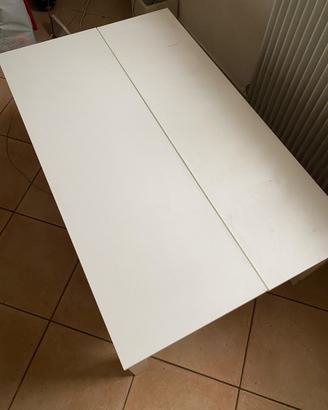 Tavolino Ikea da salotto bianco
