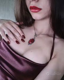 Collana cameo gotico rosso vintage pendente ovale