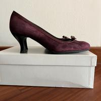 Scarpe da donna scamosciate bordeaux con tacco 6cm