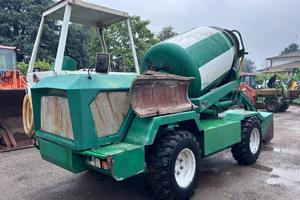 AUTOBETONIERA MERLO DBM2000 4x4