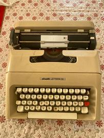 Macchina da scrivere Olivetti