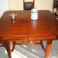 Tavolo Decò quadrato allungabile