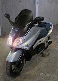 Yamaha Tmax 500