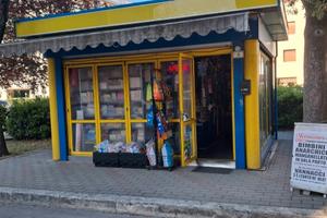 Chiosco Edicola con Altro Potenziale di Sviluppo