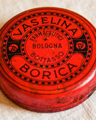 Scatola di latta vaselina Borica