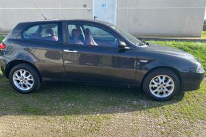 Alfa Romeo 147