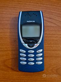 cellulare nokia 8210