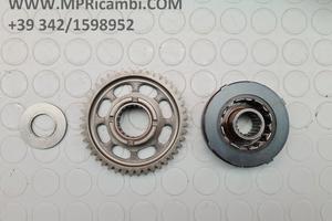 RUOTA LIBERA SUZUKI GSXR 750 2004 2005 GSXR750