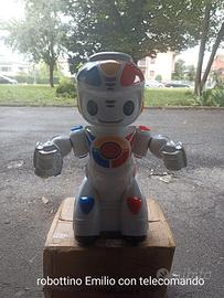 robot Emilio