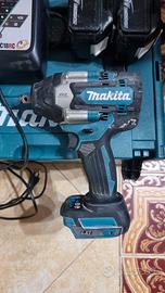 Avvitatore a percussione  MAKITA  DTW700 