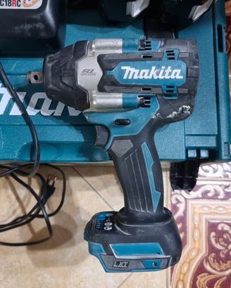 Avvitatore a percussione  MAKITA  DTW700 