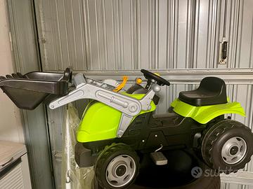 Trattore a pedali Smoby con pala