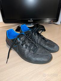Scarpe da calcietto Nike Tiempo, taglia 44,5