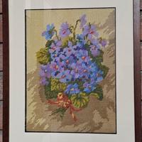 Mazzetto di viole - ricamo a mezzo punto
