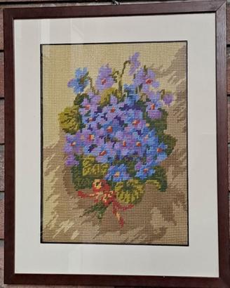 Mazzetto di viole - quadro a mezzo punto