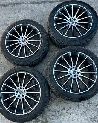 DISPONIBILI CERCHI E GOMME MERCEDES AMG