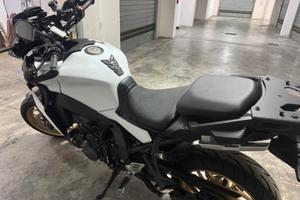 moto tracer 9 gt yamaha