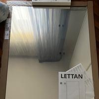 Specchio bagno e punto luce