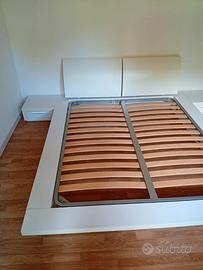 Letto matrimoniale con comodini – ottime condizion