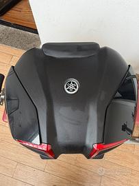 Bauletto e piastra originali yamaha Tmax 560 2024