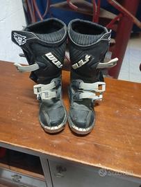 stivali minicross marca wulf