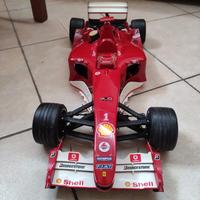 F2004 Ferrari Modellino Benzina