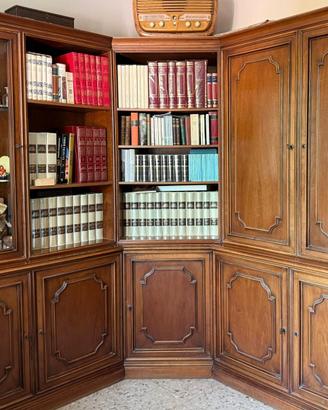 soggiorno libreria ad angolo