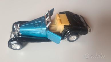 modellino auto d'epoca classica vintage 