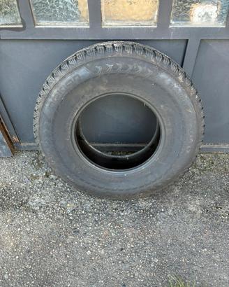 Pneumatici defender