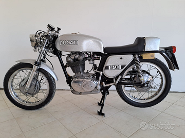 Ducati Desmo 450 Pallottola d'argento 1973