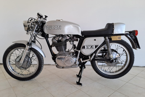 Ducati Desmo 450 Pallottola d'argento 1973