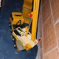 modellini/giocattoli camion gru trattore Bruder 