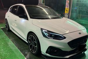 Ford focus stline-X 2.0